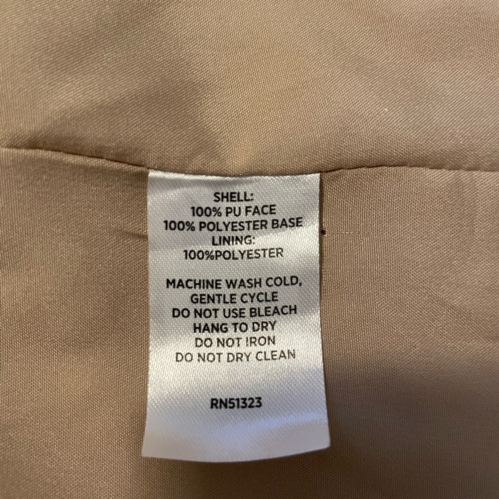 NWT Halogen Faux Leather Suit - 1X Blazer & 14W Pants inseam 26" - Gold Metallic - Picture 6 of 12